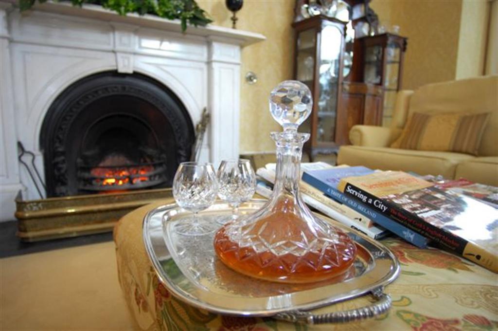 Knockeven House Bed & Breakfast Cobh Bagian luar foto